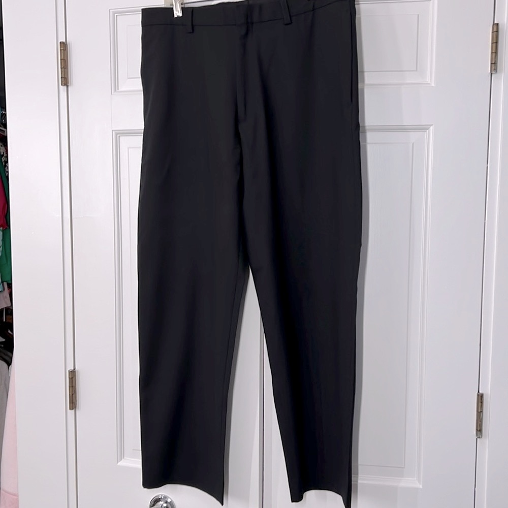 EUC Banana Republic black wool dress pants. 35/30 - Picture 4 of 9